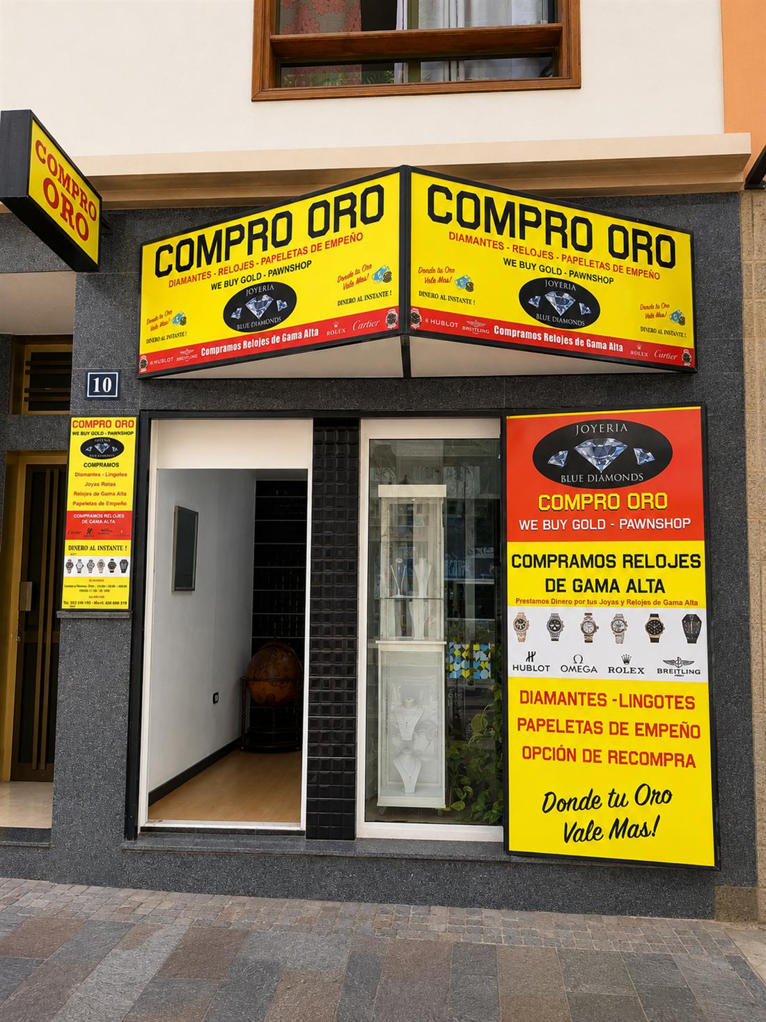 Fachada real de Compro Oro Blue Diamonds en la calle Amalia Alayón, Los Cristianos